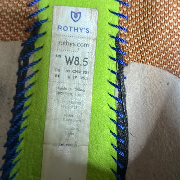 🤩Rothy’s🤩 - Picture 6 of 9